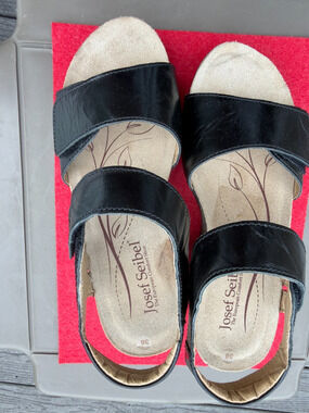 Josef Seibel Women’s Leather Comfort Sandals Size 38 Black Cork Footbed US 7.5-8